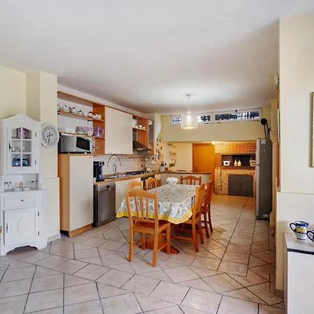 Casa Luisa * 산 망고 피에몬테